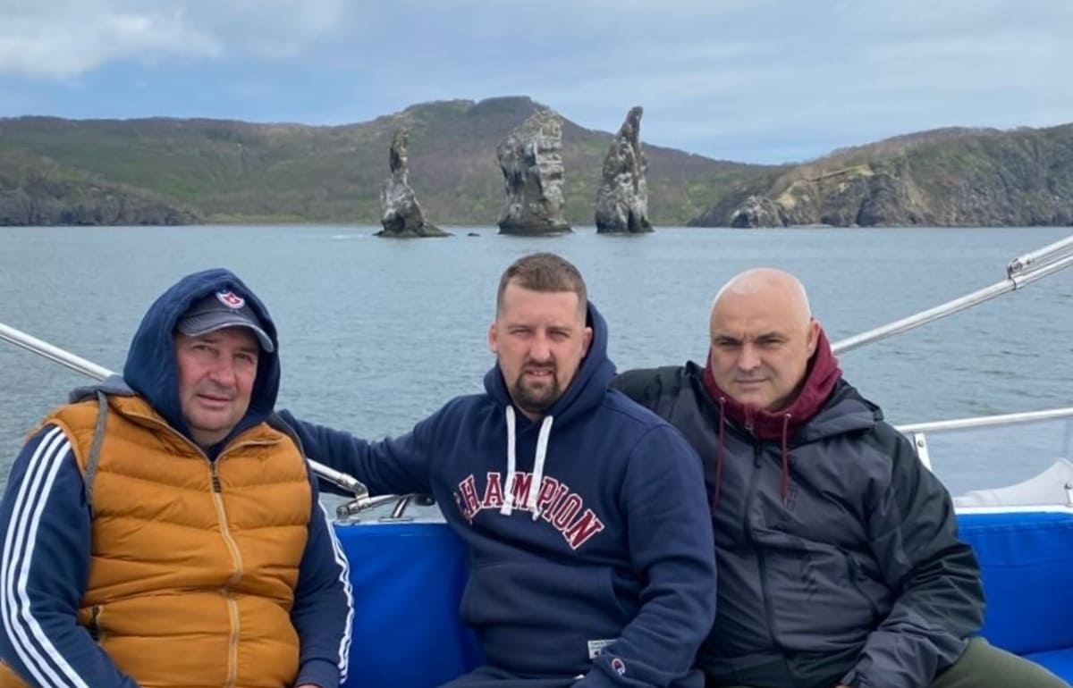 Пропавшие на Камчатке жители Твери могли выключить телефон перед выходом в океан - новости Афанасий