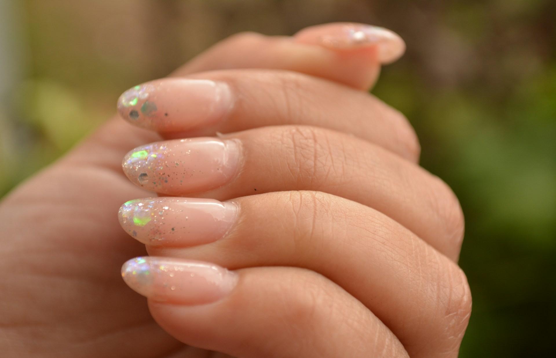 Жительница Череповца заразилась гепатитом после маникюра - новости Афанасий