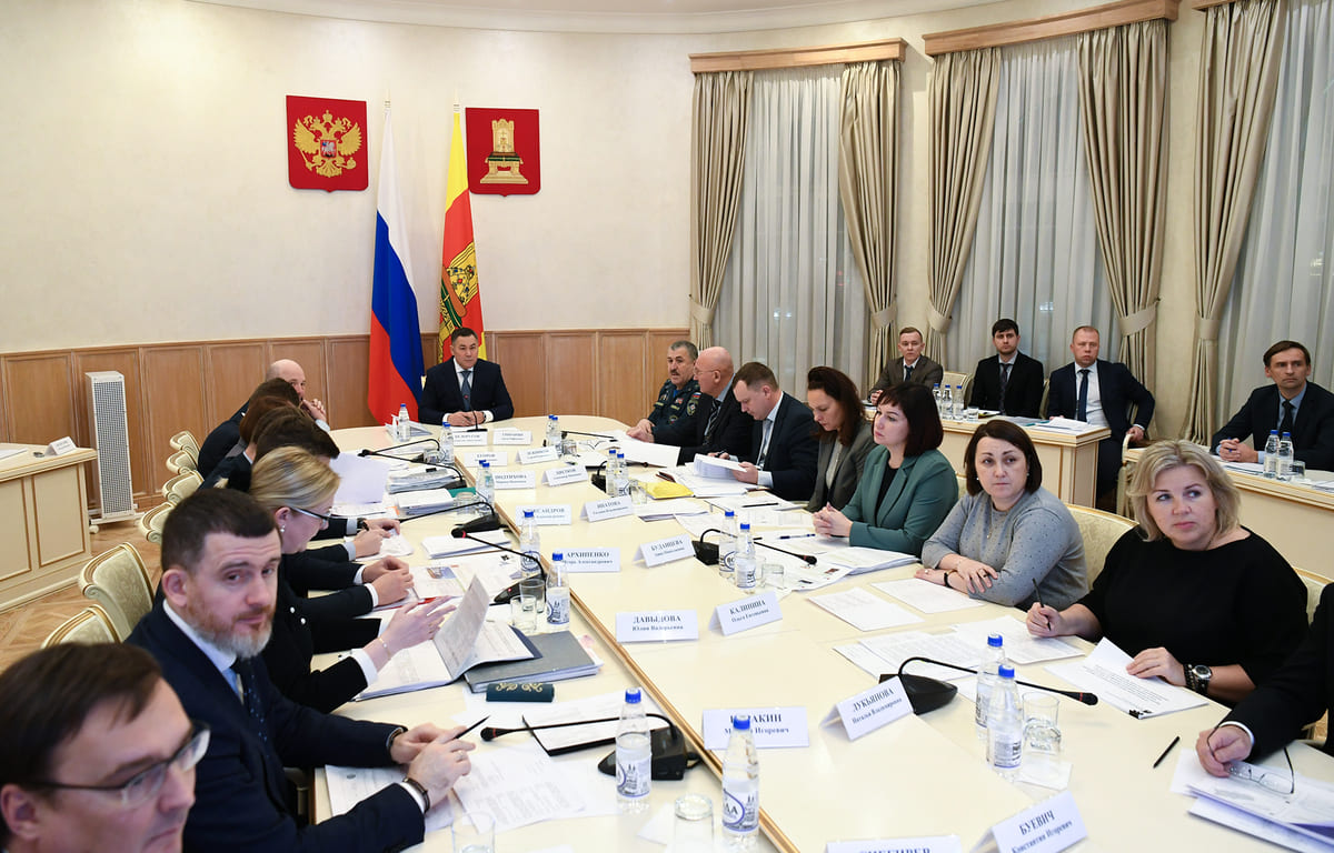 В Тверской области увеличится число семей-получателей сертификатов на автомобили и поддержки на погашение ипотеки - новости Афанасий