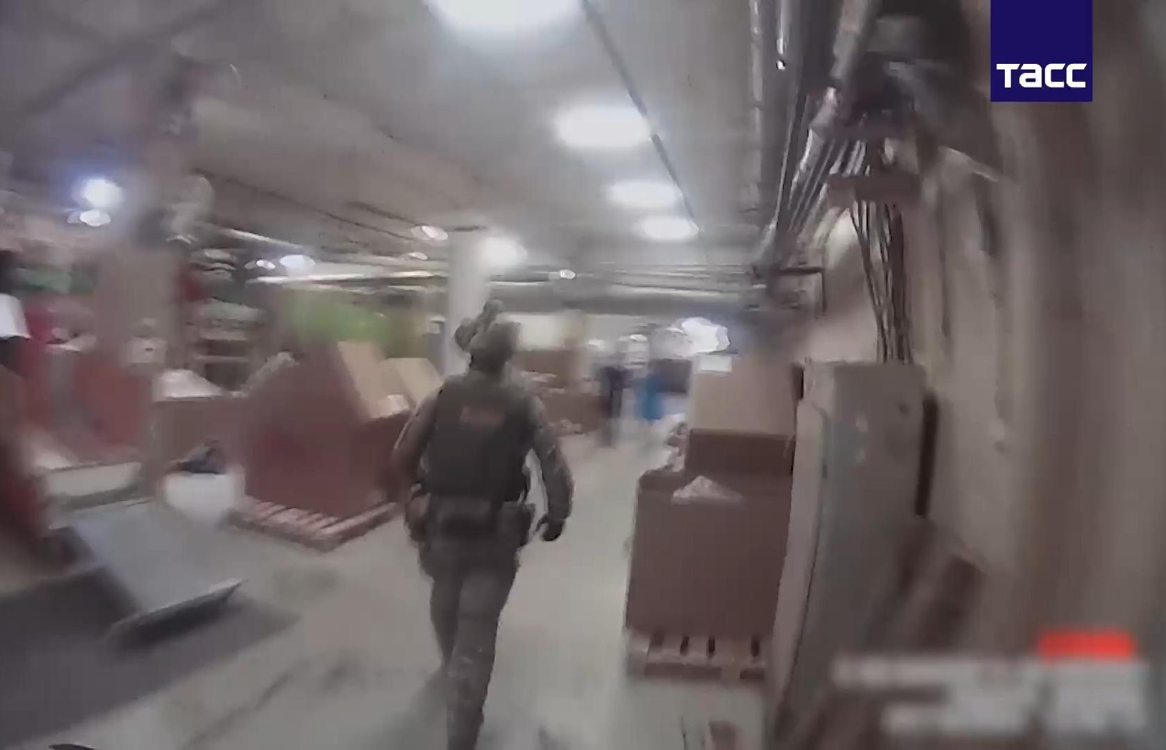 В Твери изъято больше 400 тысяч пачек контрафактных сигарет Видео: открытые источники