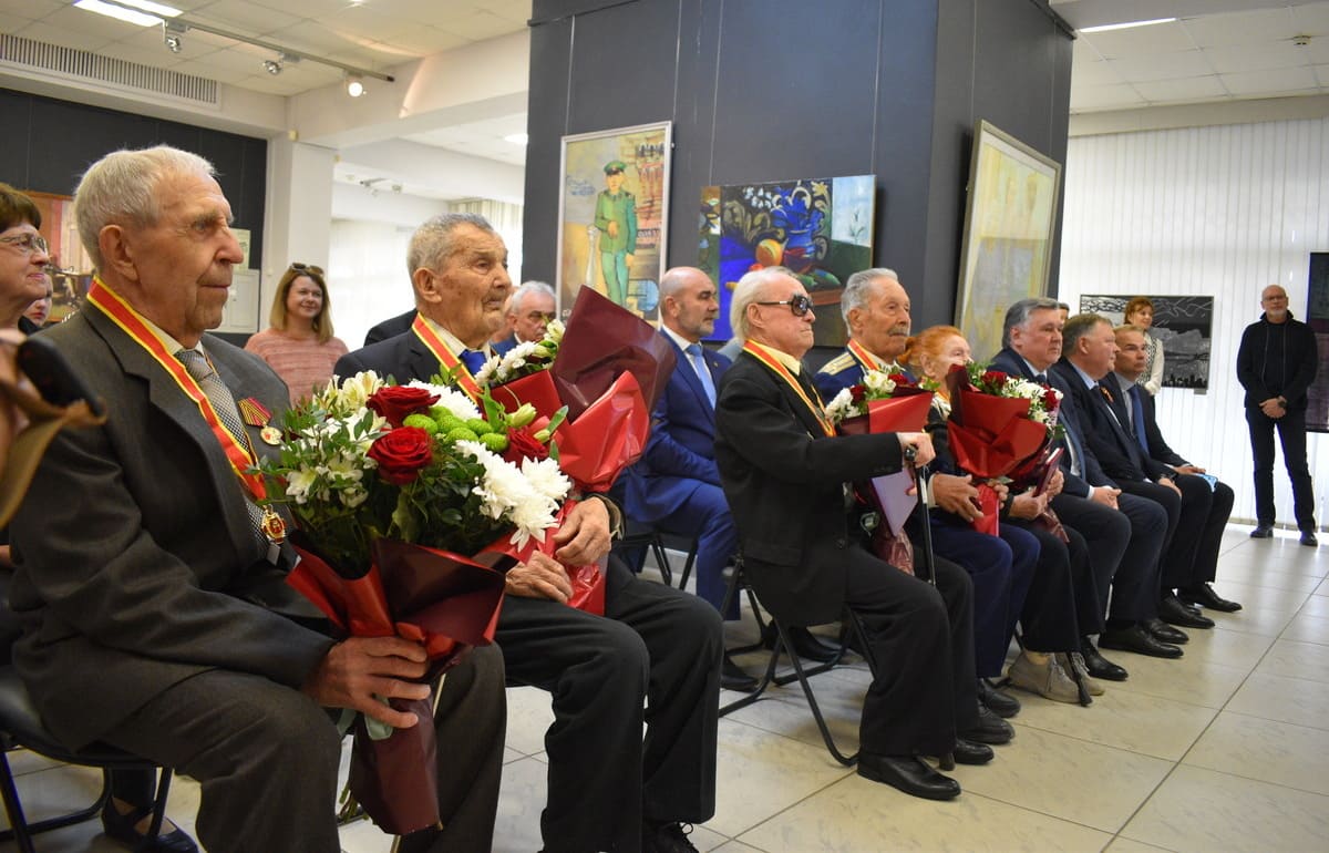 Алексей Огоньков вручил знаки «Почетный гражданин города Твери» ветеранам войны - новости Афанасий