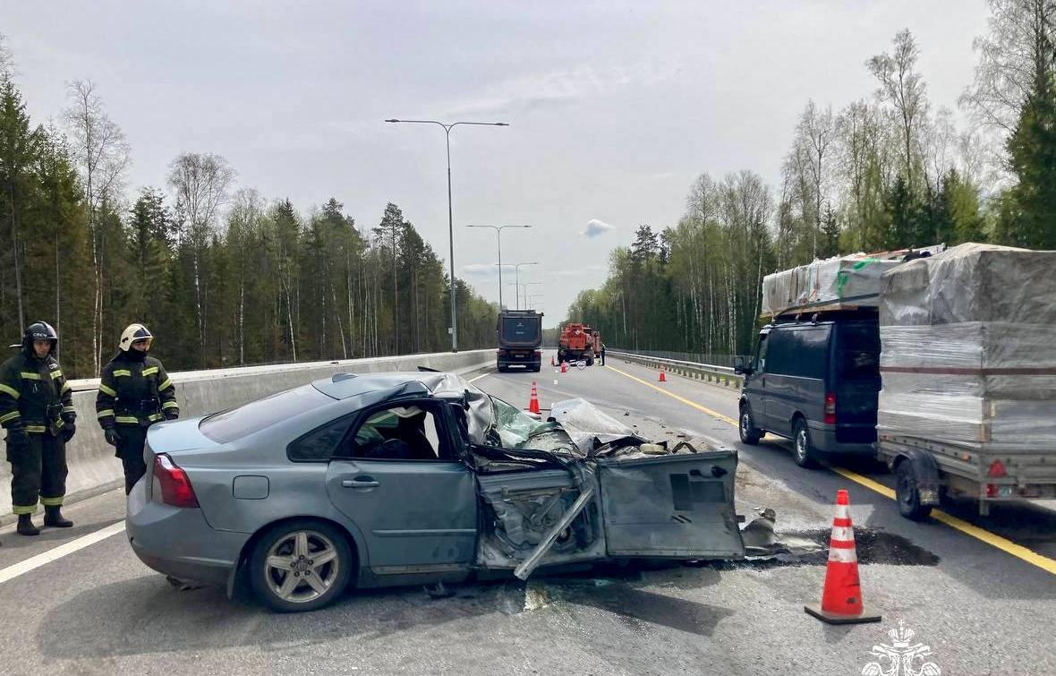 На трассе М11 под Тверью произошло ДТП с бензовозом - новости Афанасий