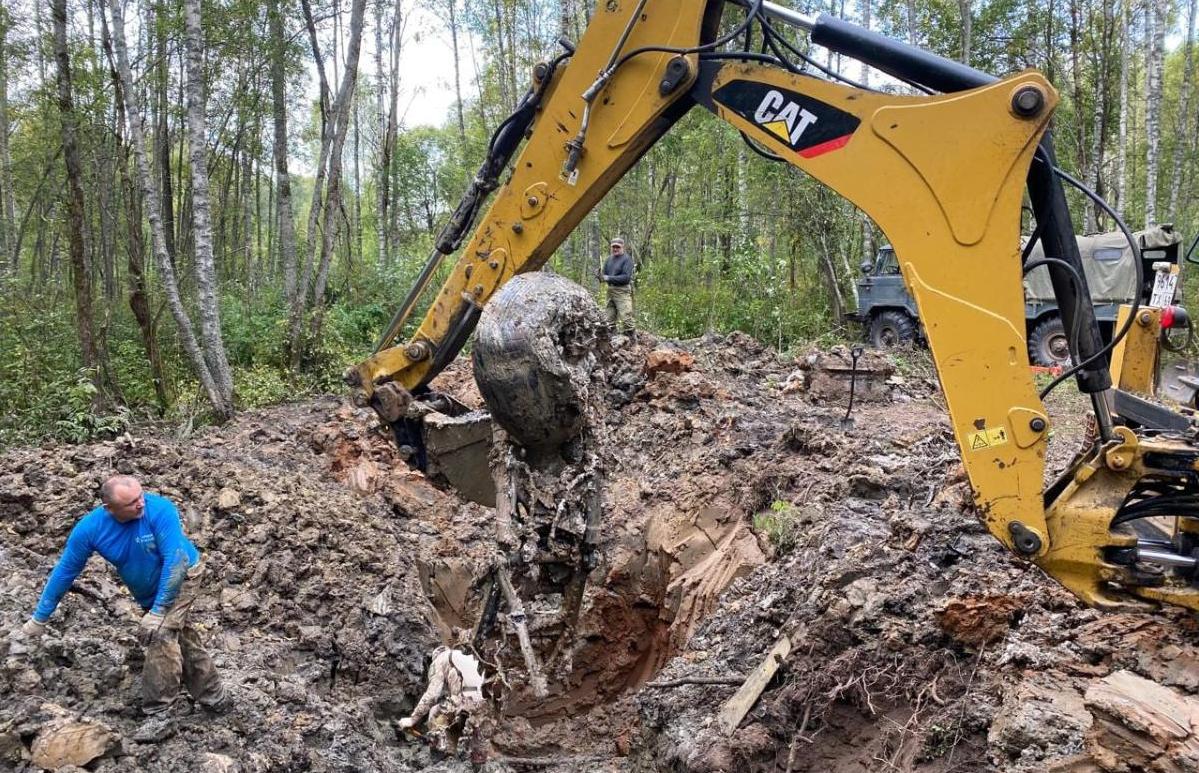 В Ржевском округе подняли обломки разбившегося в 1942 году бомбардировщика - новости Афанасий