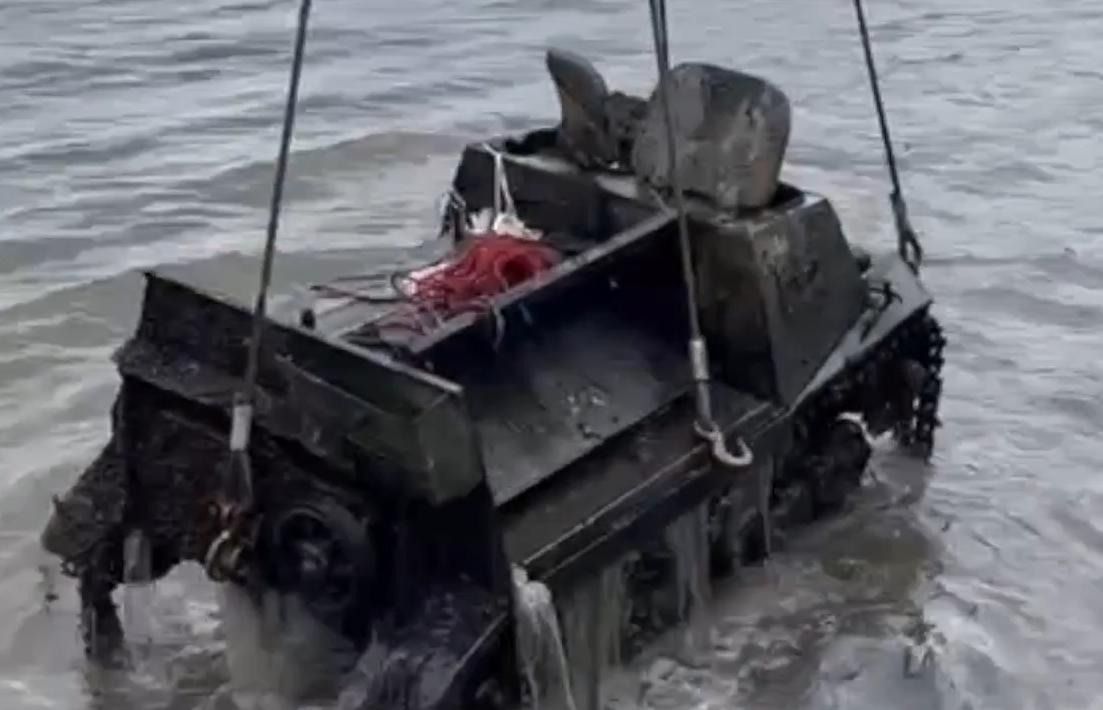 Под Тверью из Волги достали боевую машину времен Великой Отечественной войны Видео:  ГК Автодор