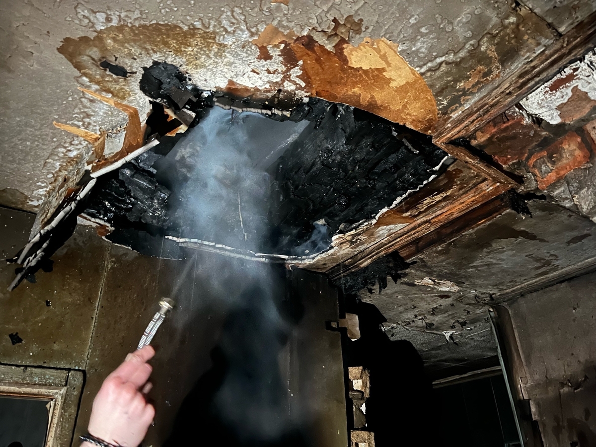 Под Тверью молодые люди помогли потушить пожар в доме Фото: Кул.news