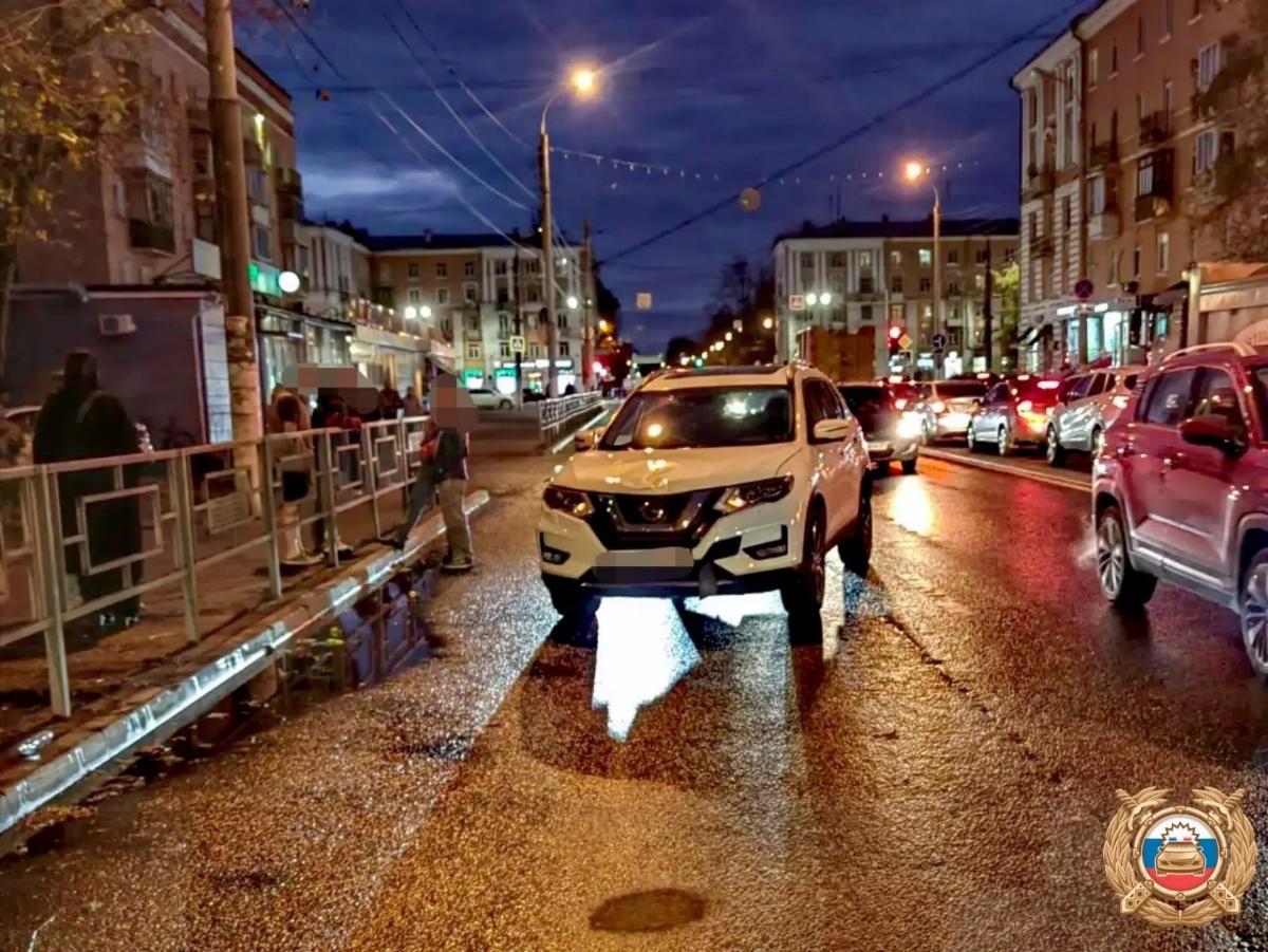 В Твери автомобилист сбил женщину, вышедшую на дорогу вне перехода Фото: ГАИ