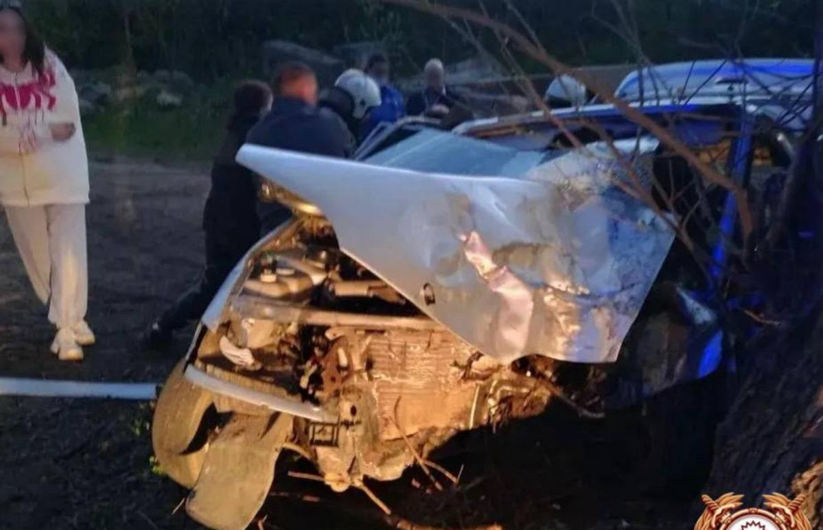 Молодой автомобилист без прав, погибший в ДТП в Удомле, не был пристегнут - новости Афанасий