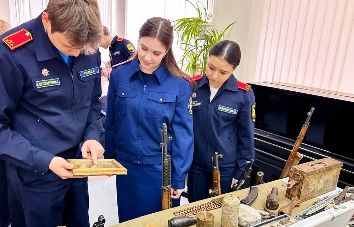 Офицеры СК и поисковые отряды провели встречу со старшеклассниками Фото: СУ СК РФ по Тверской области