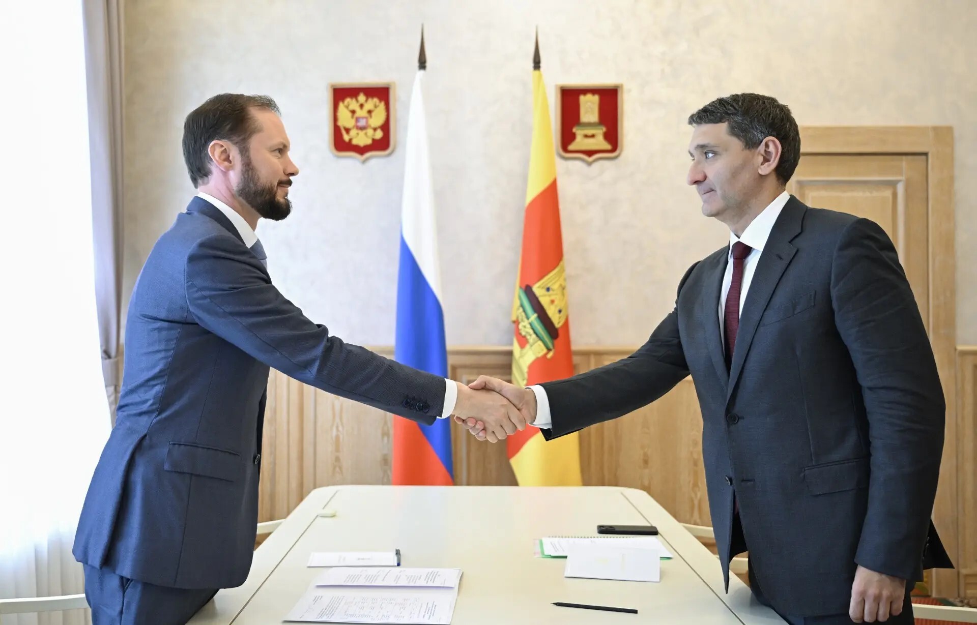 Виталий Королев провел переговоры с гендиректором «Россетей» Андреем Рюминым Фото: 
https://max.ru/korolev