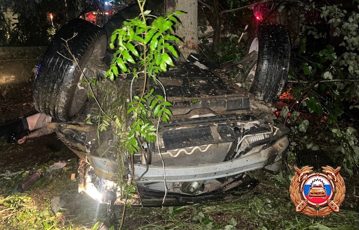 Под Кимрами в Тверской области в ДТП погибли два человека 