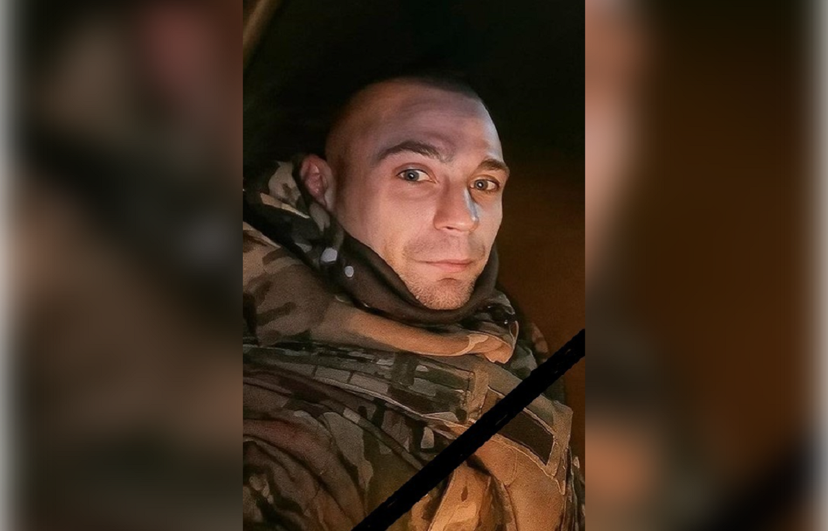 В Сандово простятся с участником СВО Денисом Ивановым