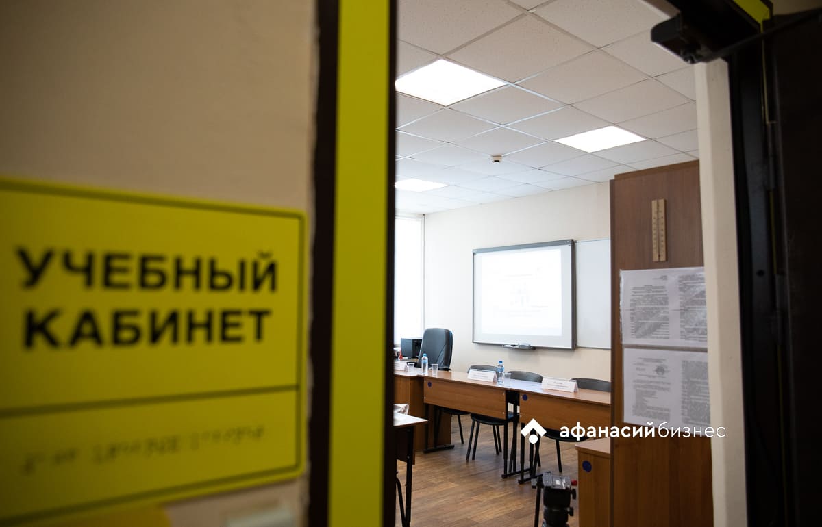 В России в 11 регионах девятиклассники будут сдавать ОГЭ только по двум предметам Фото: Afanasy.biz