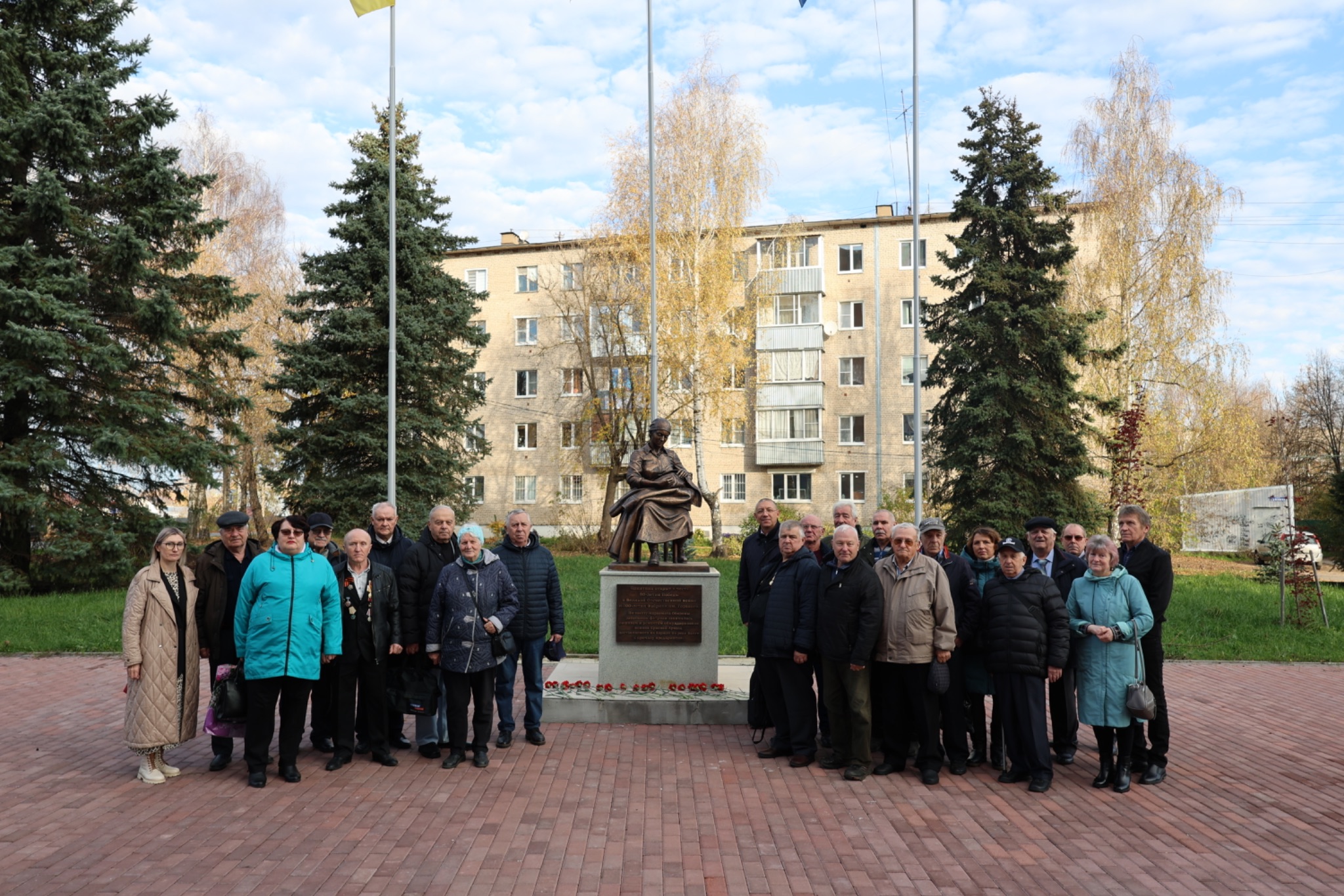 Чернобыльцы приехали в Кимры поблагодарить местных тружениц 