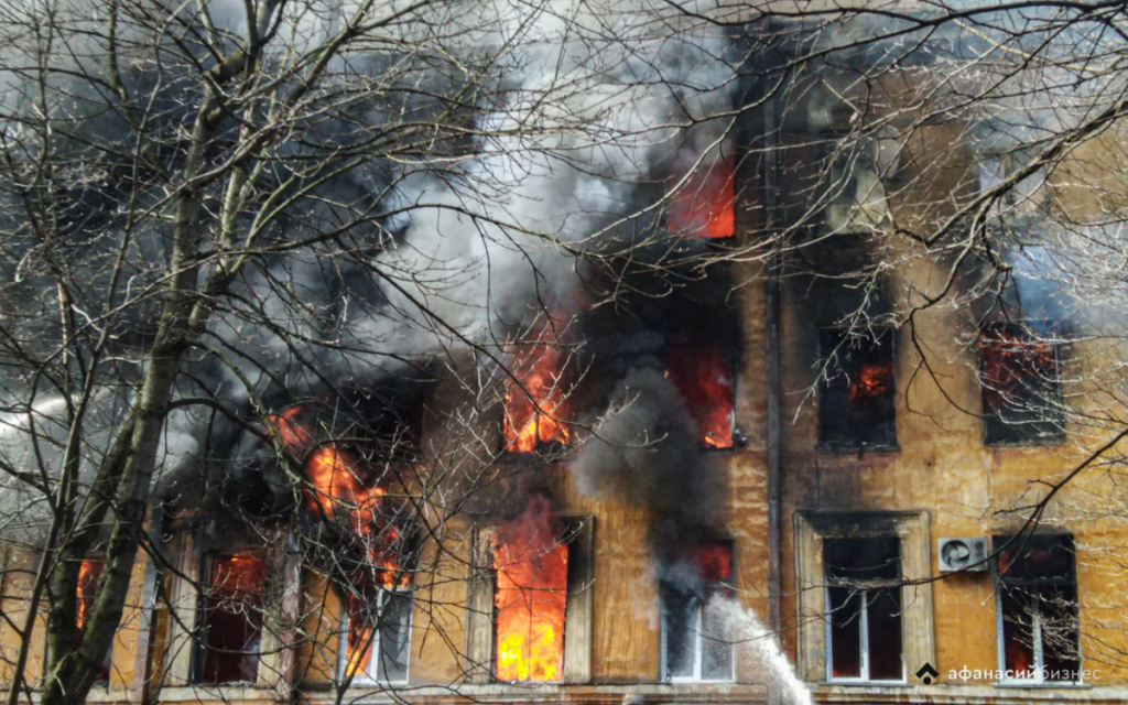 Причиной пожара в тверском ЦНИИ стало короткое замыкание - СМИ 