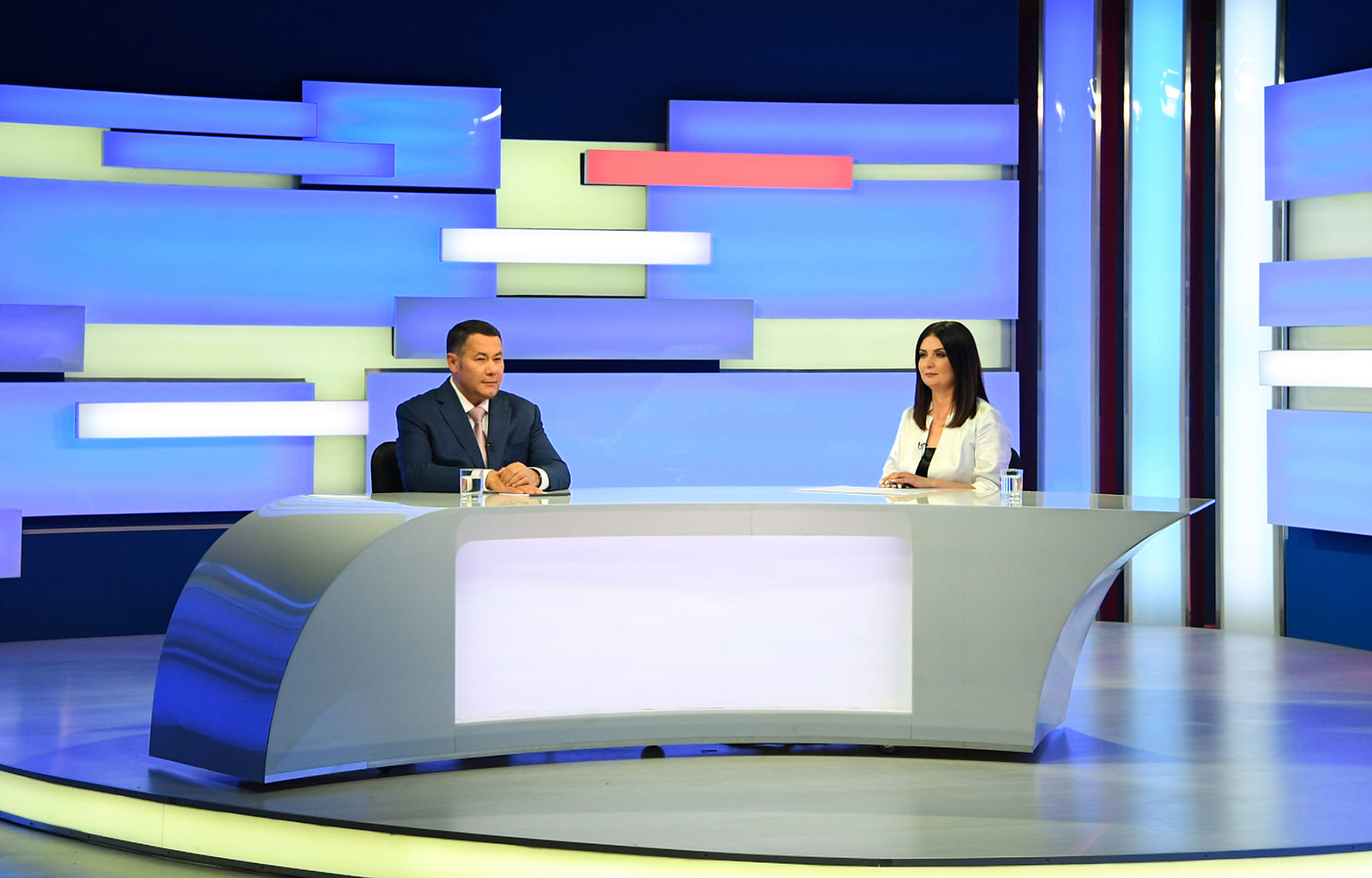 Губернатор Игорь Руденя ответит на актуальные вопросы в программе «Прямой эфир» на телеканале «Россия 24» Тверь - новости Афанасий