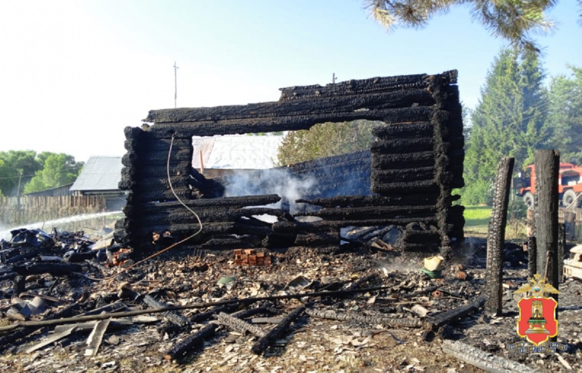 Житель Рамешковского района из ревности спалил дом пенсионерки с собакой внутри Фото: УМВД России по Тверской области