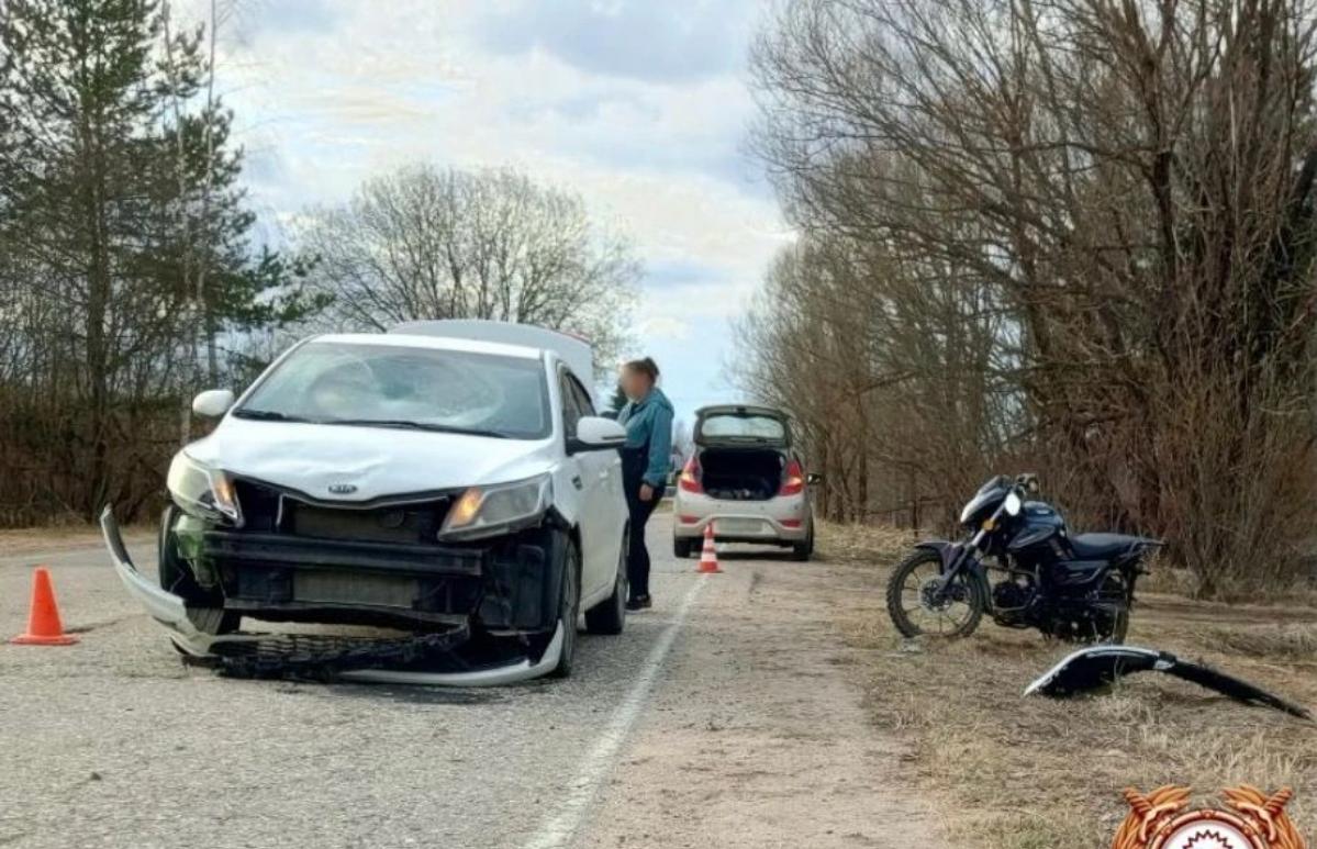 В Тверской области автомобилистка, выполняя обгон, наехала на мопед с детьми - новости Афанасий