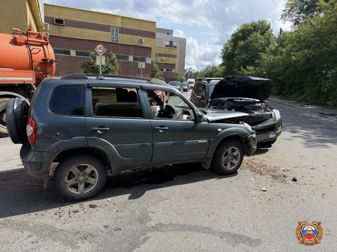 В Твери в ДТП у медуниверситета пострадали четыре человека