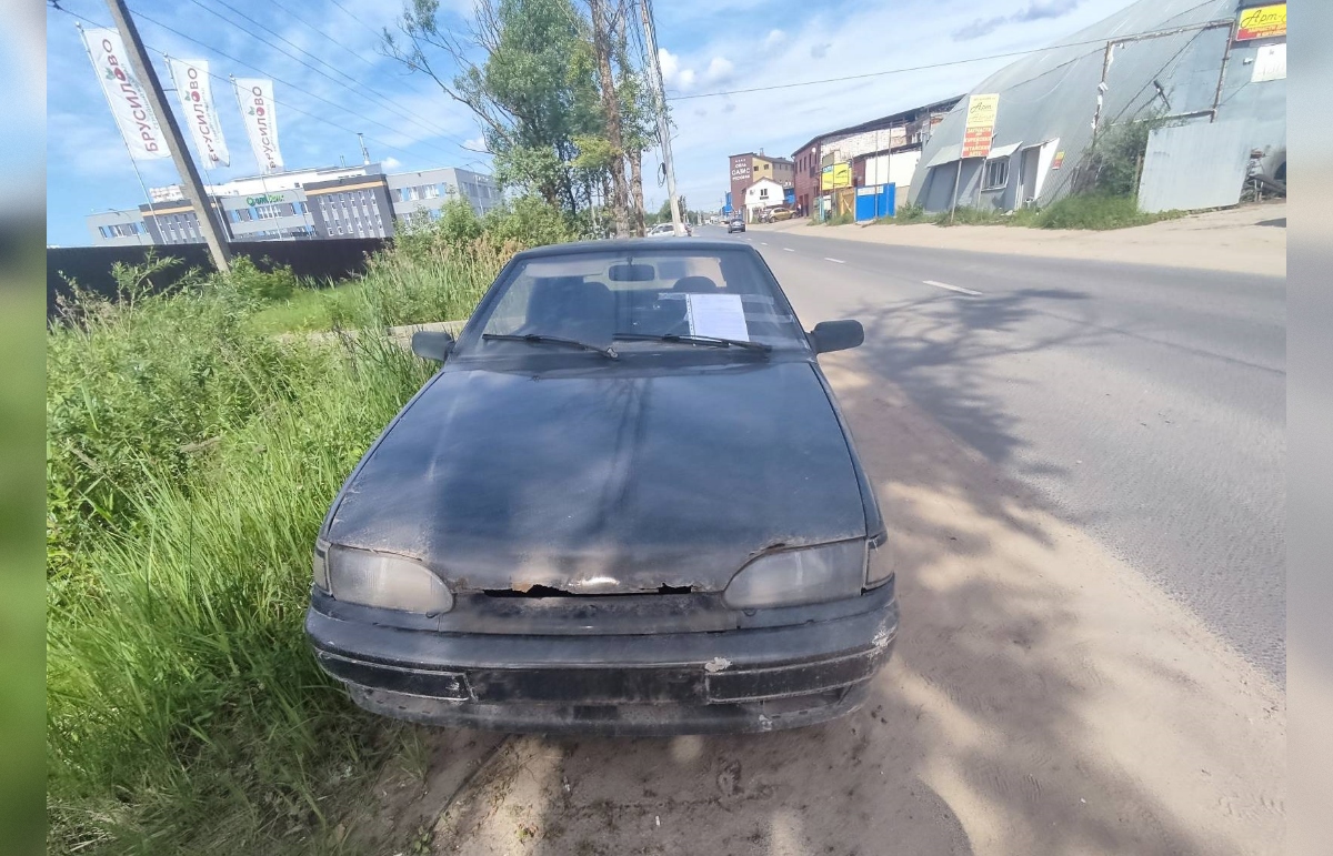 В Твери кто-то «забыл» на обочине свой автомобиль - новости Афанасий