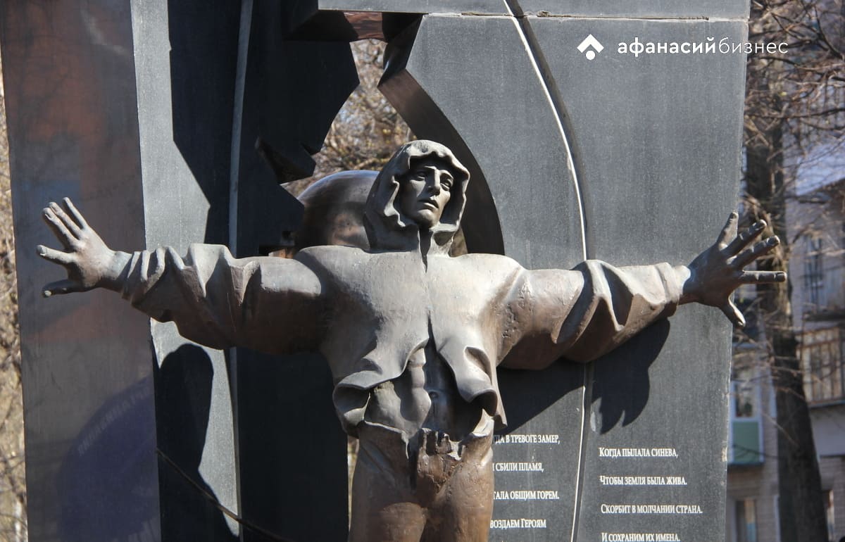 Губернатор Игорь Руденя поблагодарил ликвидаторов в Чернобыле за мужество - новости Афанасий