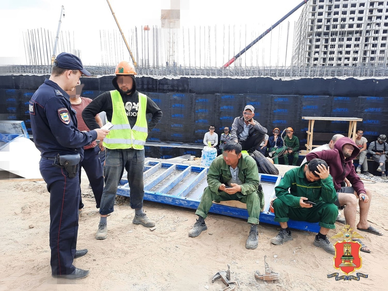 В Госдуму внесли законопроект против мигрантских анклавов 