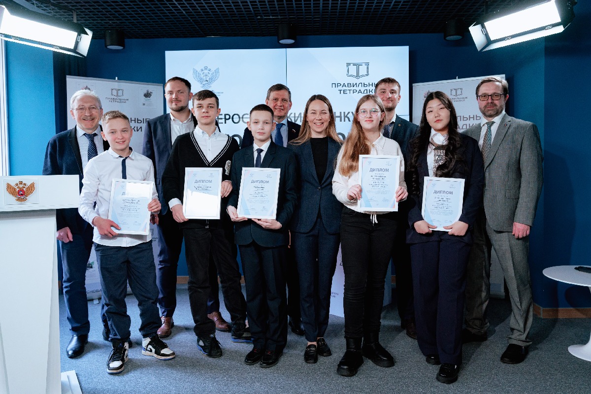 Победительницей Всероссийского патриотического конкурса «Кто мой герой?» стала семиклассница из Калязина Анна Задекова 