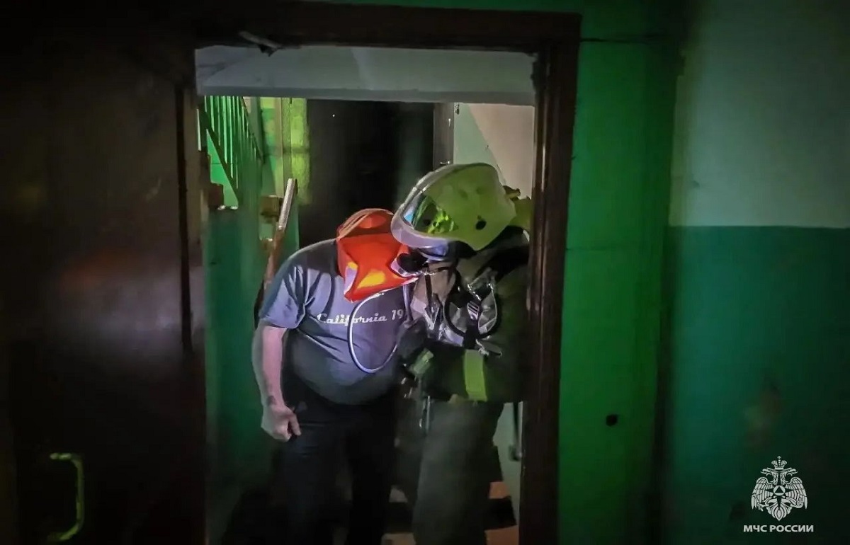 В Лихославльском районе из горящего дома эвакуировали трех человек Фото: МЧС по Тверской области