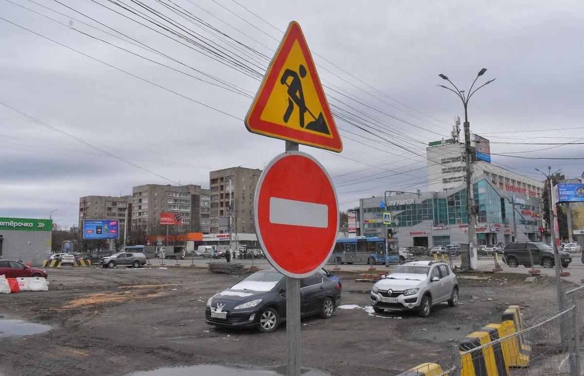 Жителей Твери просят убрать авто с парковки у дома №37 по проспекту Чайковского - новости Афанасий