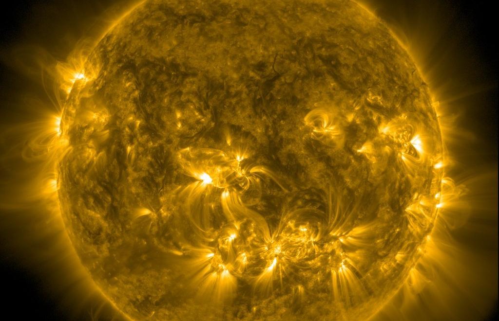 На Земле прогнозируют сильные магнитные бури