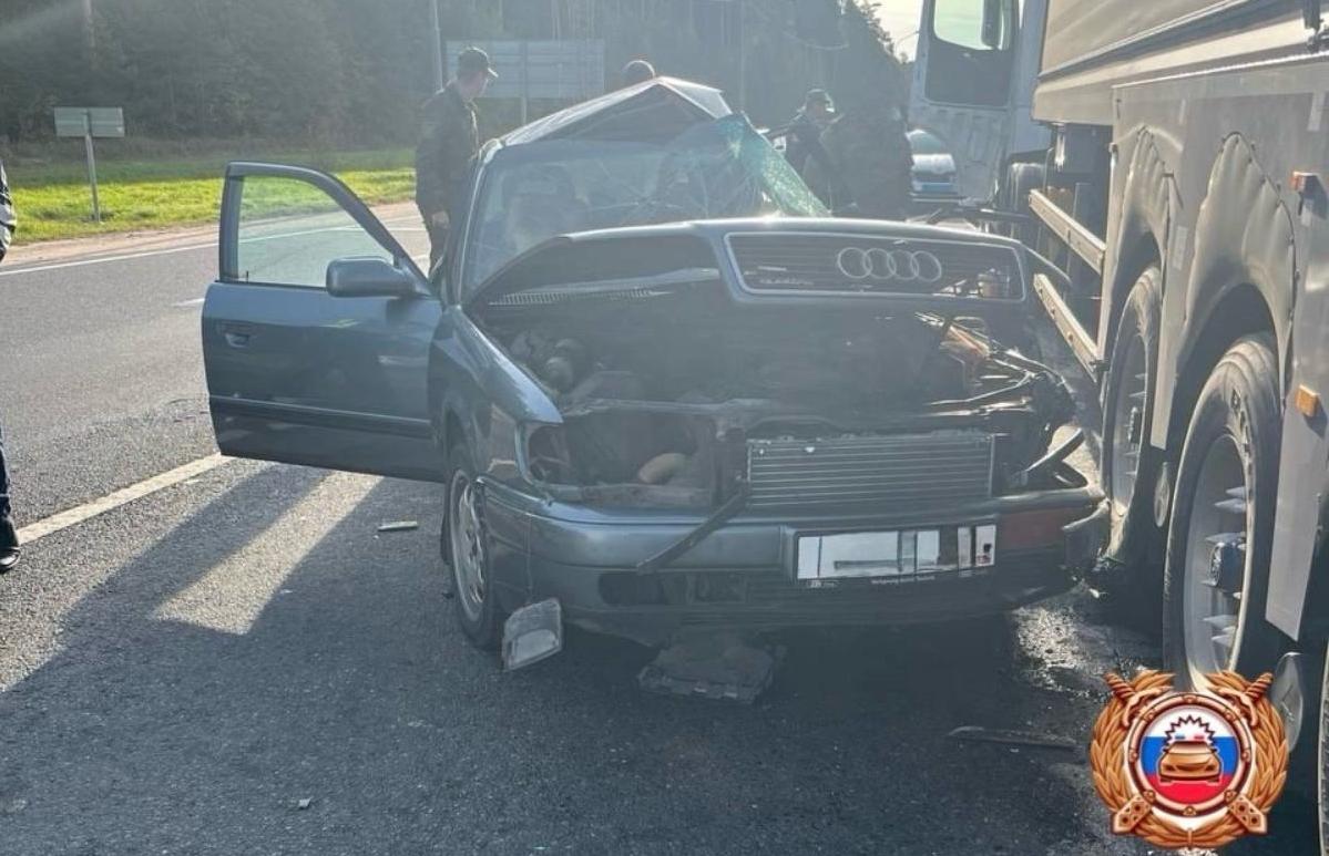 На М-10 в Тверской области в ДТП с фурой пострадал молодой водитель - новости Афанасий