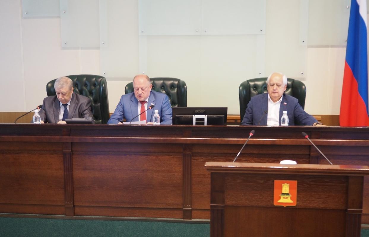 Законодательное Собрание приняло изменения в Устав Тверской области Фото: ЗС Тверской области