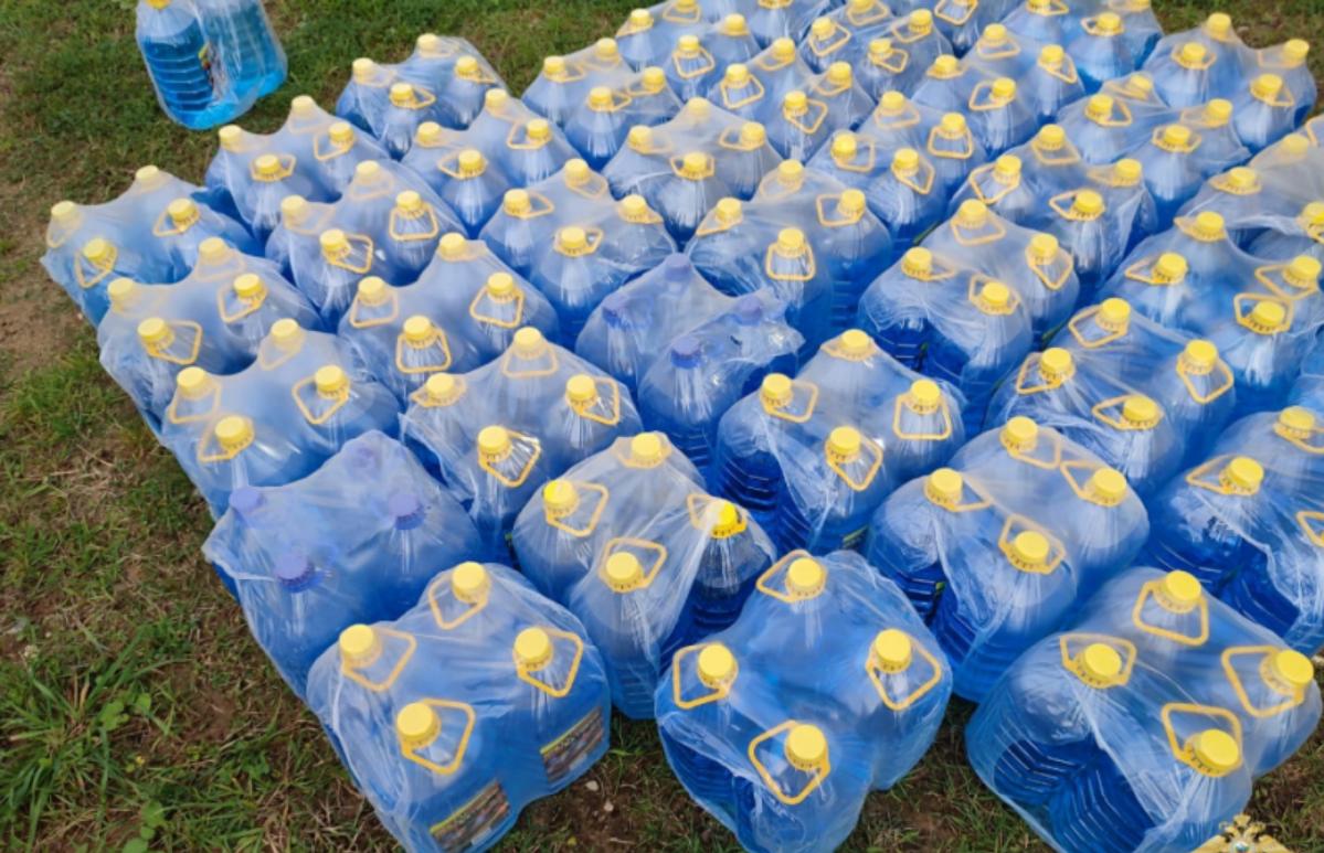 Под Тверью у подростка изъяли 715 литров ядовитой стеклоомывайки - новости Афанасий