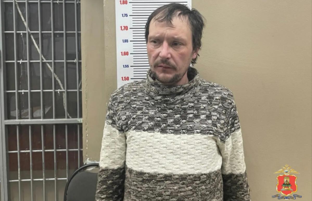 В Твери судимый мужчина украл у молодого человека 12 тысяч рублей на алкоголь - новости Афанасий