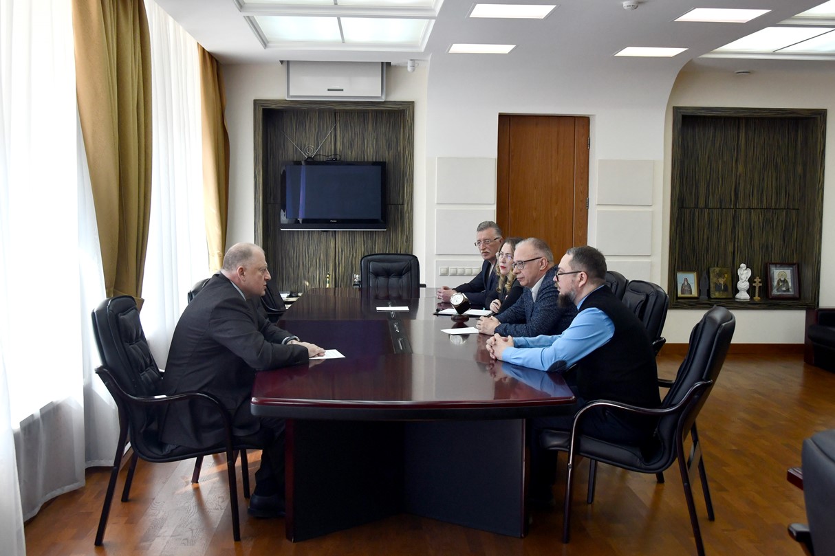 Сергей Голубев встретился с тверскими поисковиками 