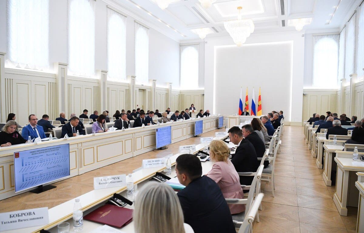 В День знаний в колледжи Тверской области придут почти 10,5 тысячи первокурсников - новости Афанасий