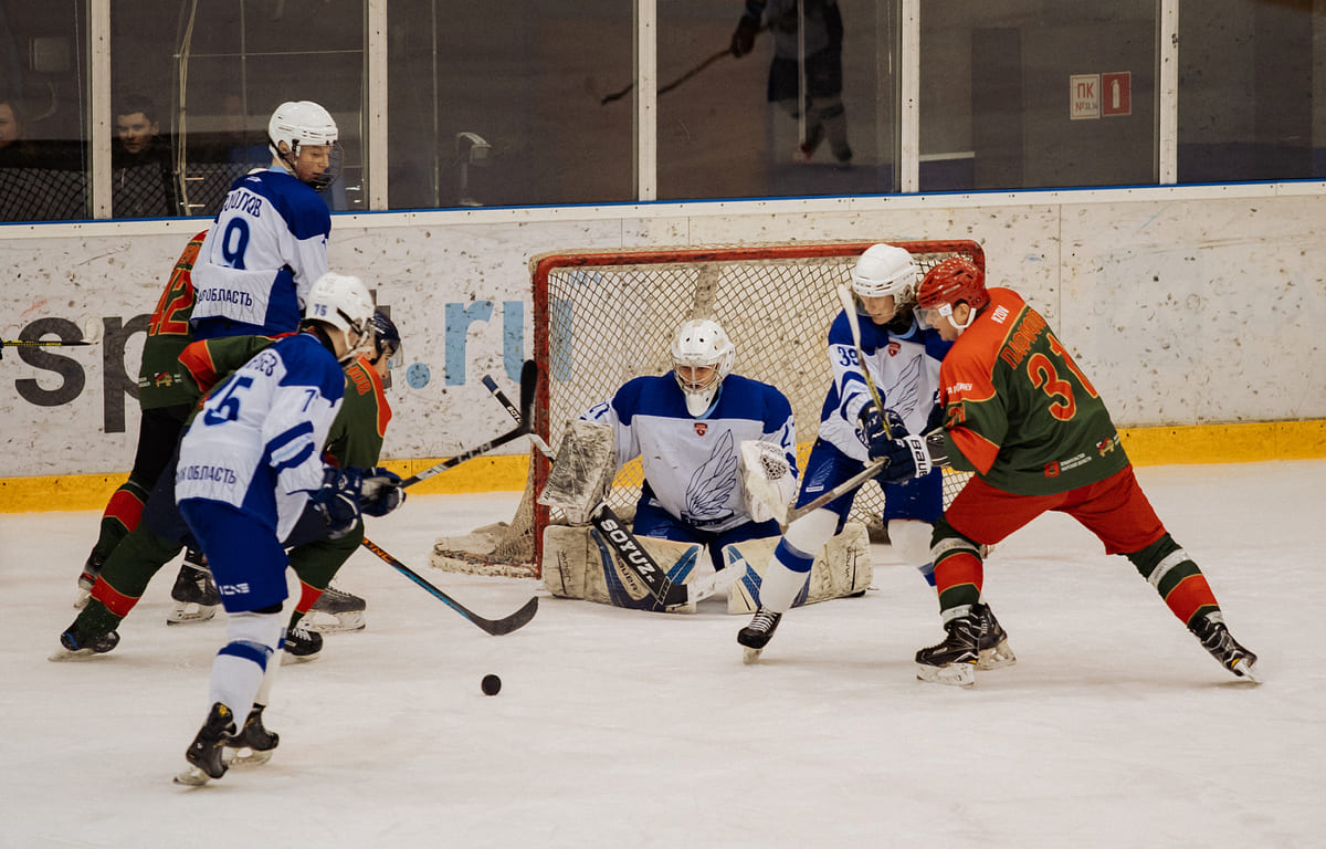 В Твери на хоккейном матче в поддержку участников СВО собрали 3 млн рублей - новости Афанасий