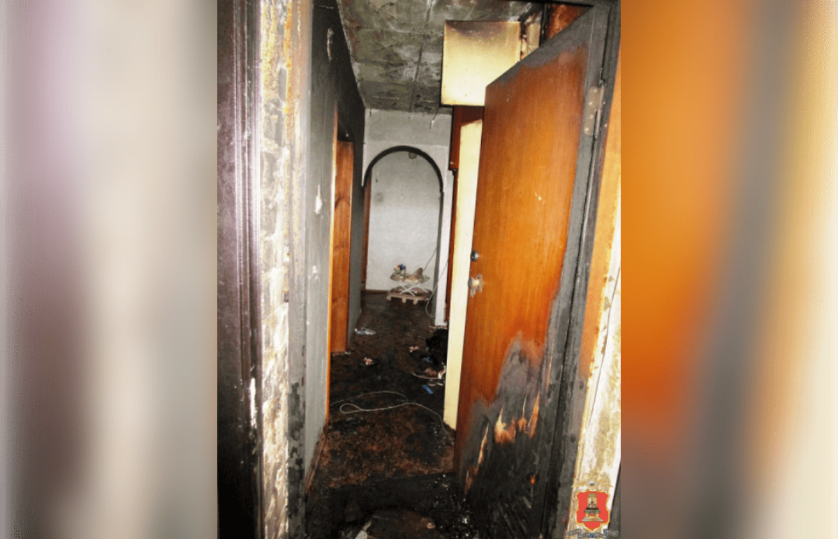 Чтобы привлечь внимание сына, жительница Нелидово подожгла квартиру 27-летней девушки Фото: УМВД Тверской области