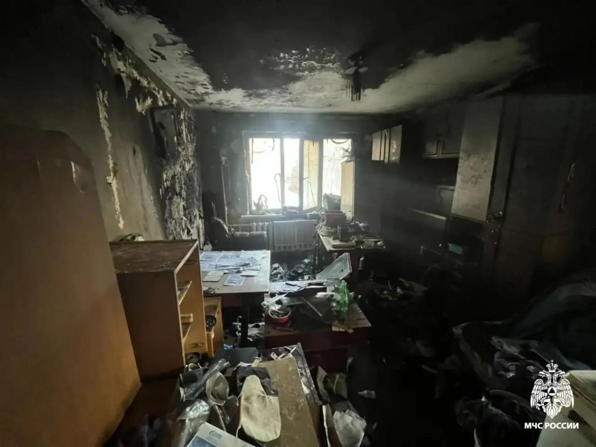 На пожаре в Твери спасли мужчину Фото: МЧС