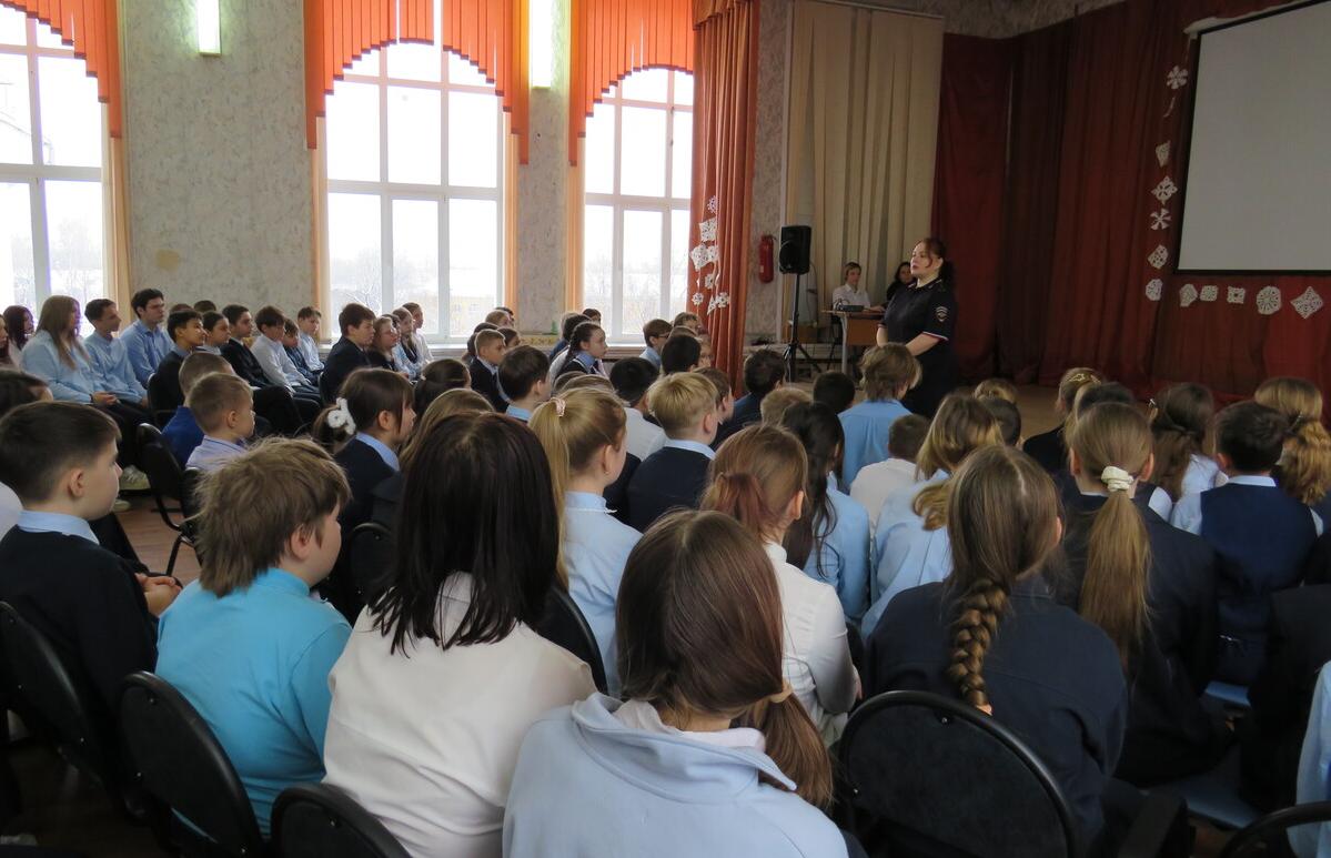 Тверским школьникам рассказали о зацепинге и других опасностях на железной дороге - новости Афанасий