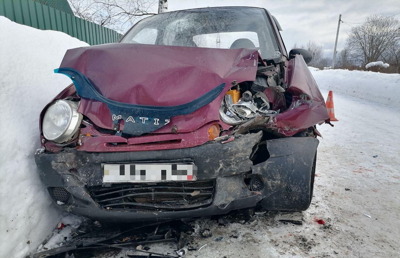 Под Кимрами три человека пострадали в ДТП из-за опасного маневра Фото: Госавтоинспекция Тверской области