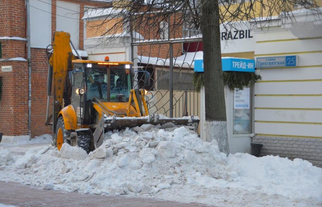 С улиц Твери вывезли 30 тысяч кубометров снега - новости Афанасий