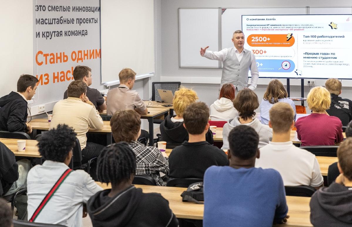 В ТвГТУ отметили первую годовщину создания в вузе ИИ-лаборатории компании Axenix - новости Афанасий