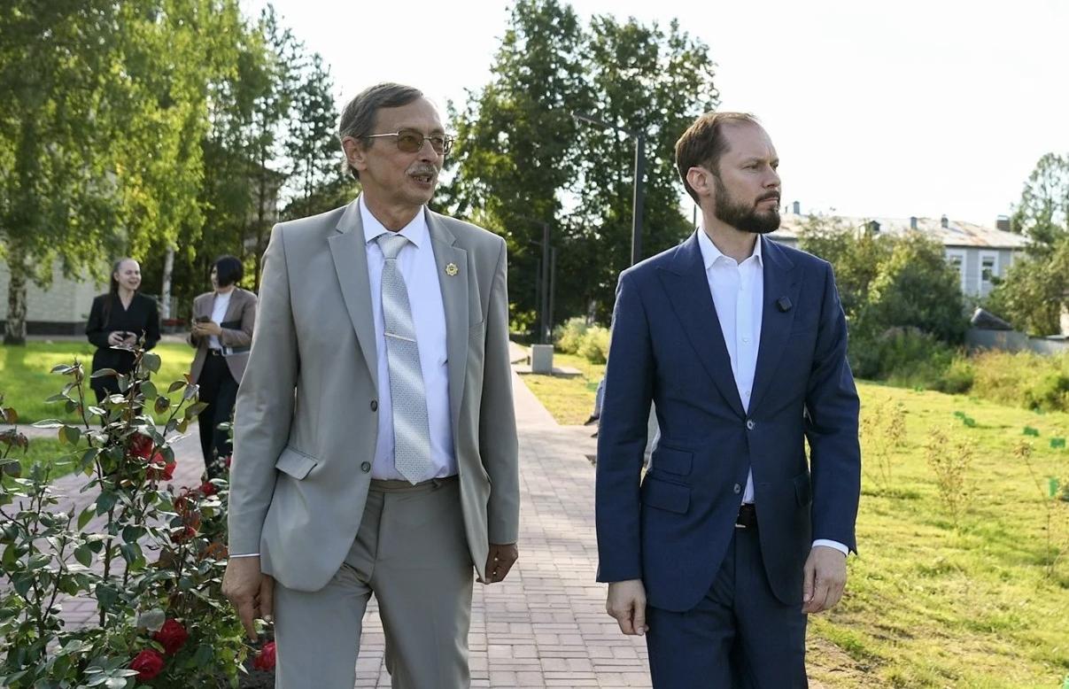 Виталий Королев назвал работу главы и жителей Оленинского округа образцовой Фото предоставлено правительством Тверской области