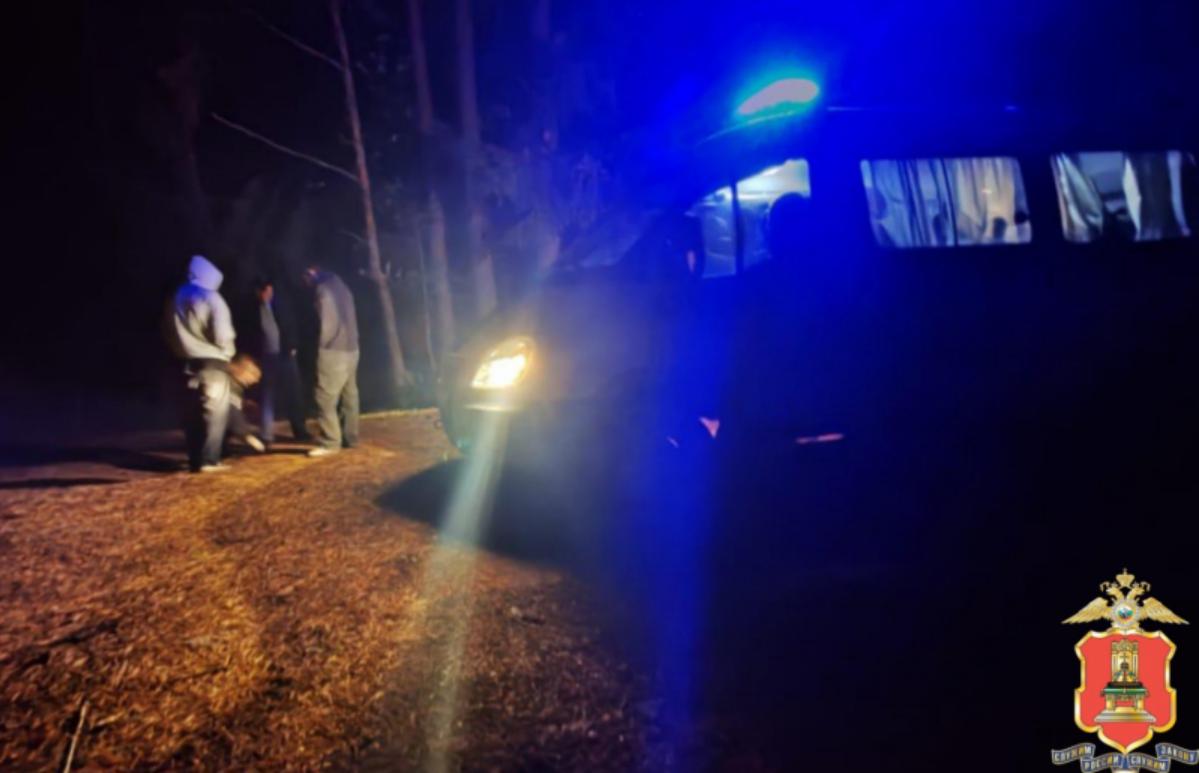 Под Тверью полиция задержала троих мужчин с мефедроном - новости Афанасий