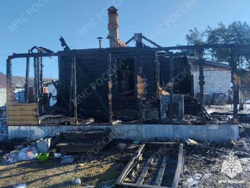 Названа причина пожара в доме многодетной семьи в Калязине Фото: ГУ МЧС по Тверской области, Подслушанов Кашине