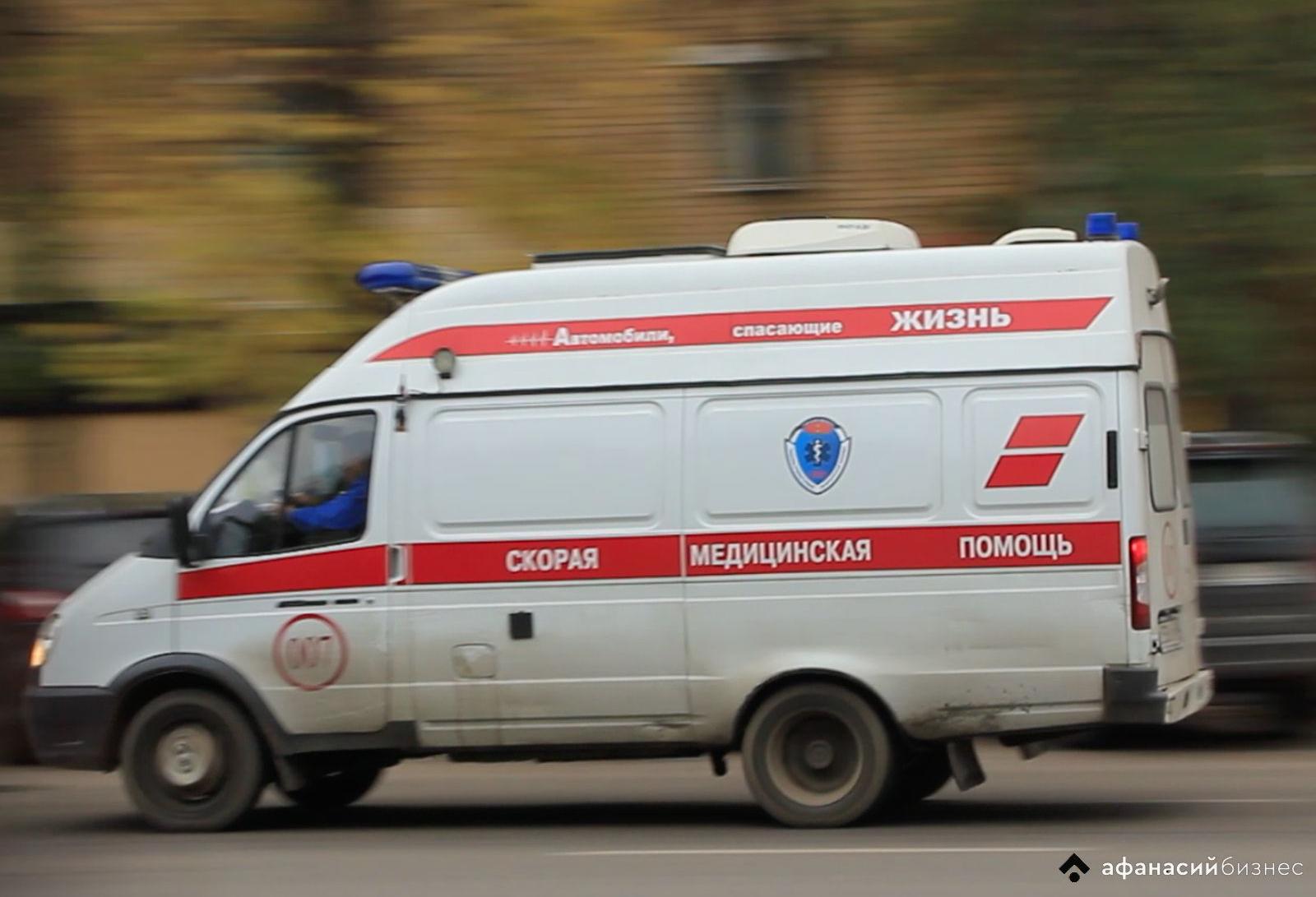 В Конаково погиб упавший с высоты молодой человек