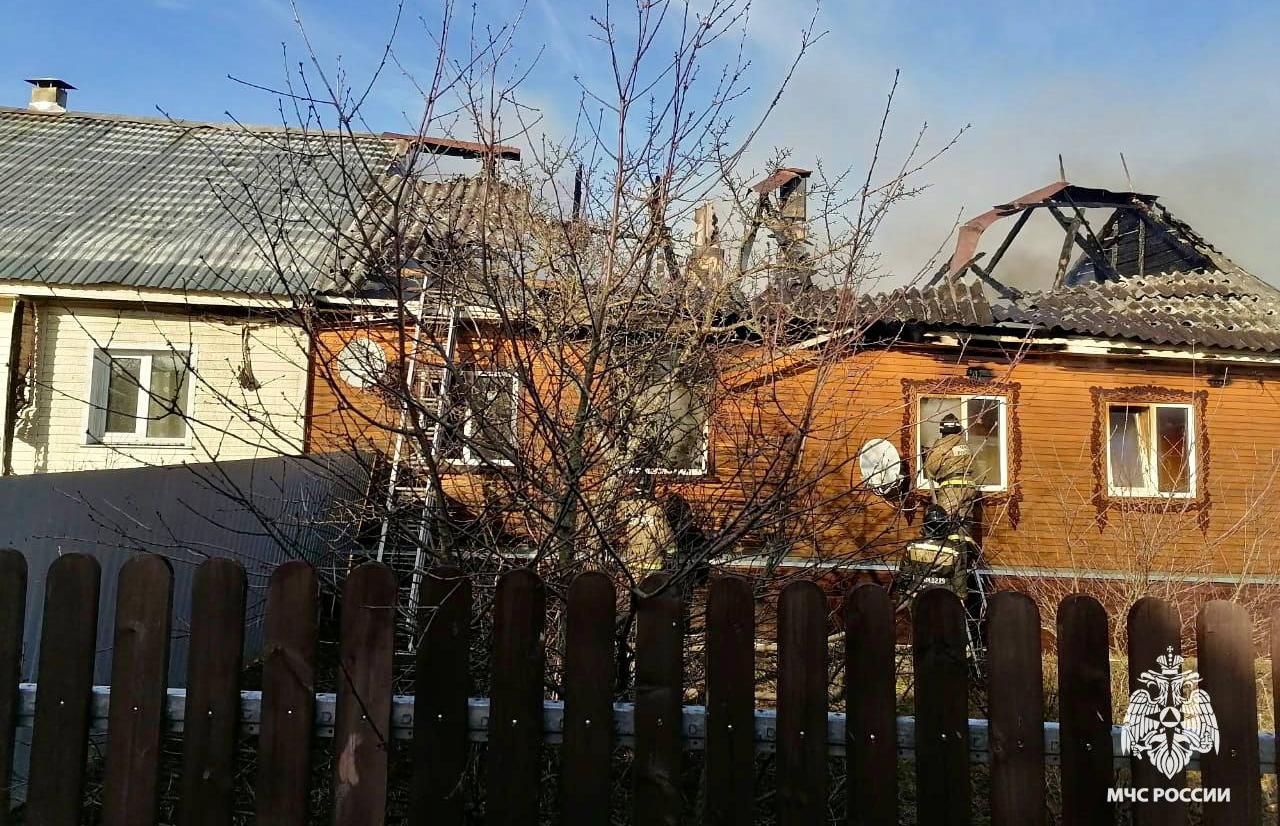 На пожаре в Вышневолоцком округе спасли двух человек - новости Афанасий