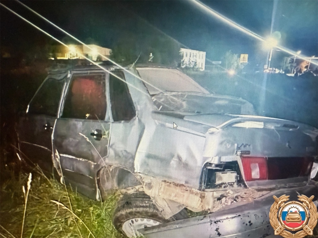 В Рамешках 19-летний водитель ВАЗа вместе с пассажиром оказался в кювете Фото: Бежецкая Госавтоинспекция