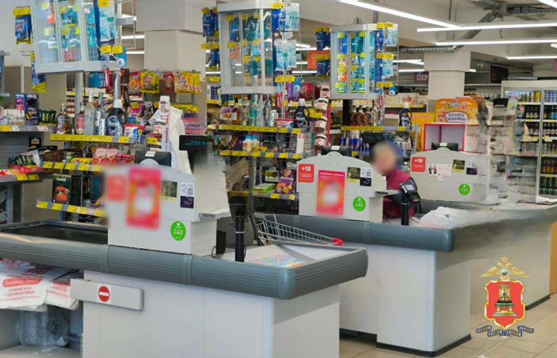 В Лихославле кассир забирала деньги себе, если товар оплачивался наличными - новости Афанасий