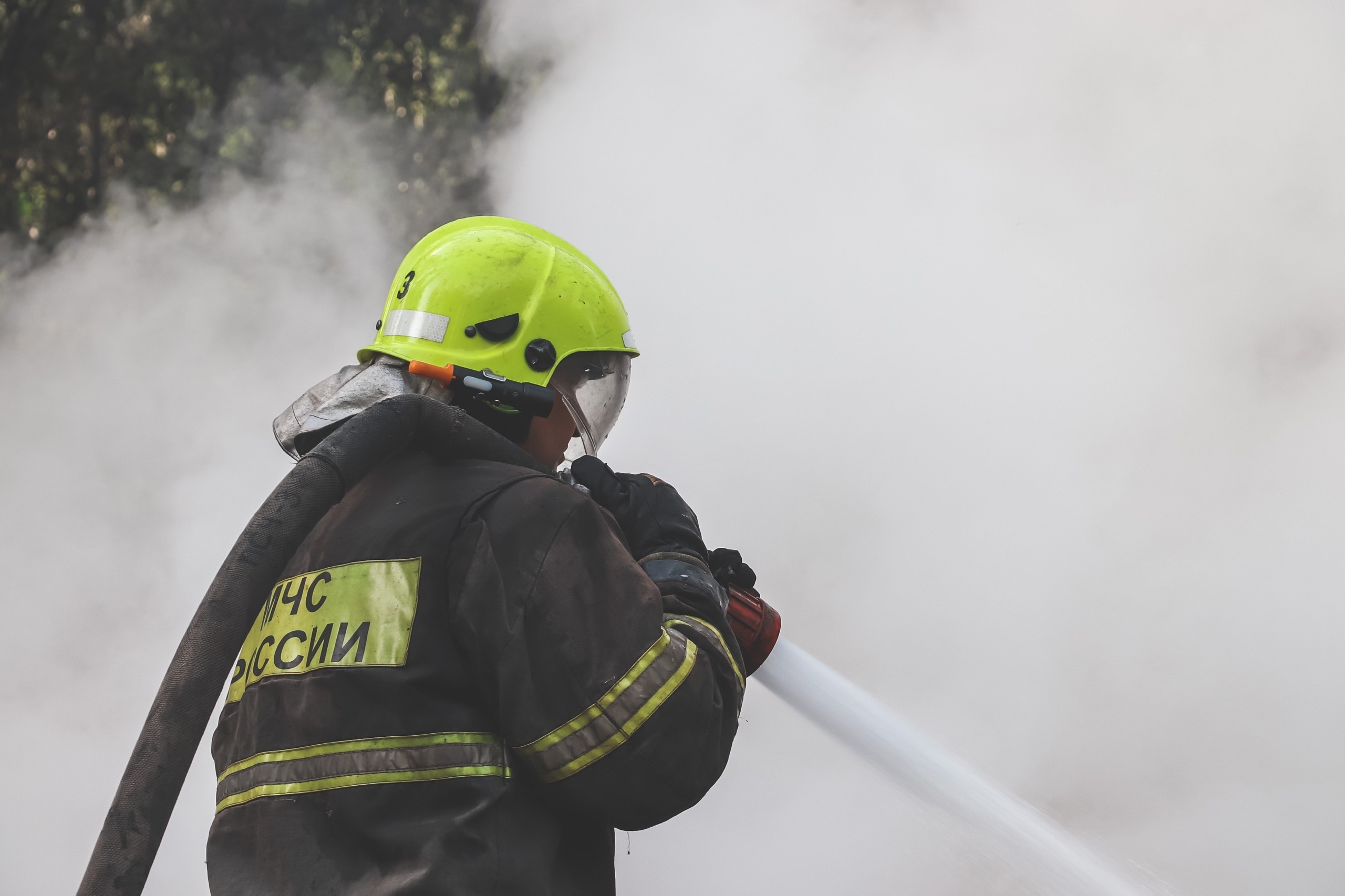 Жителей Тверской области приглашают на службу в МЧС 